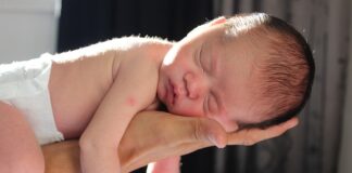 Jak naładować maskę spawalnicza?