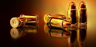 Co jest w naboju hukowym?