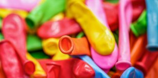 Czy smarować silikonowe formy do pieczenia?